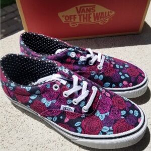 Vans Floral new with tags, women 7.5